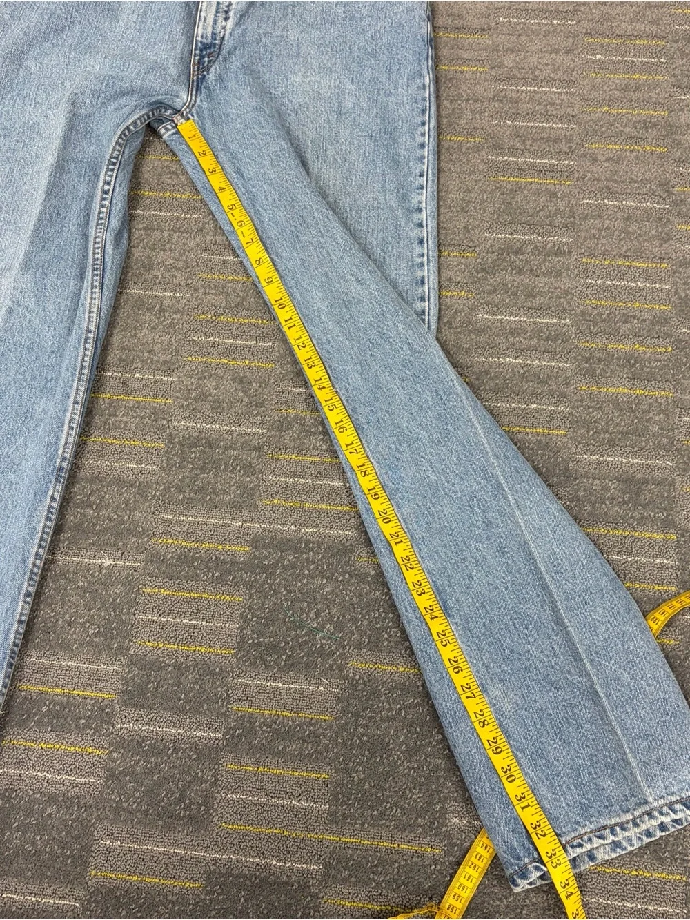 Vintage Levis 505 Mens Regular Fit Straight Leg Jeans Size 40x34 Denim 90s Blue